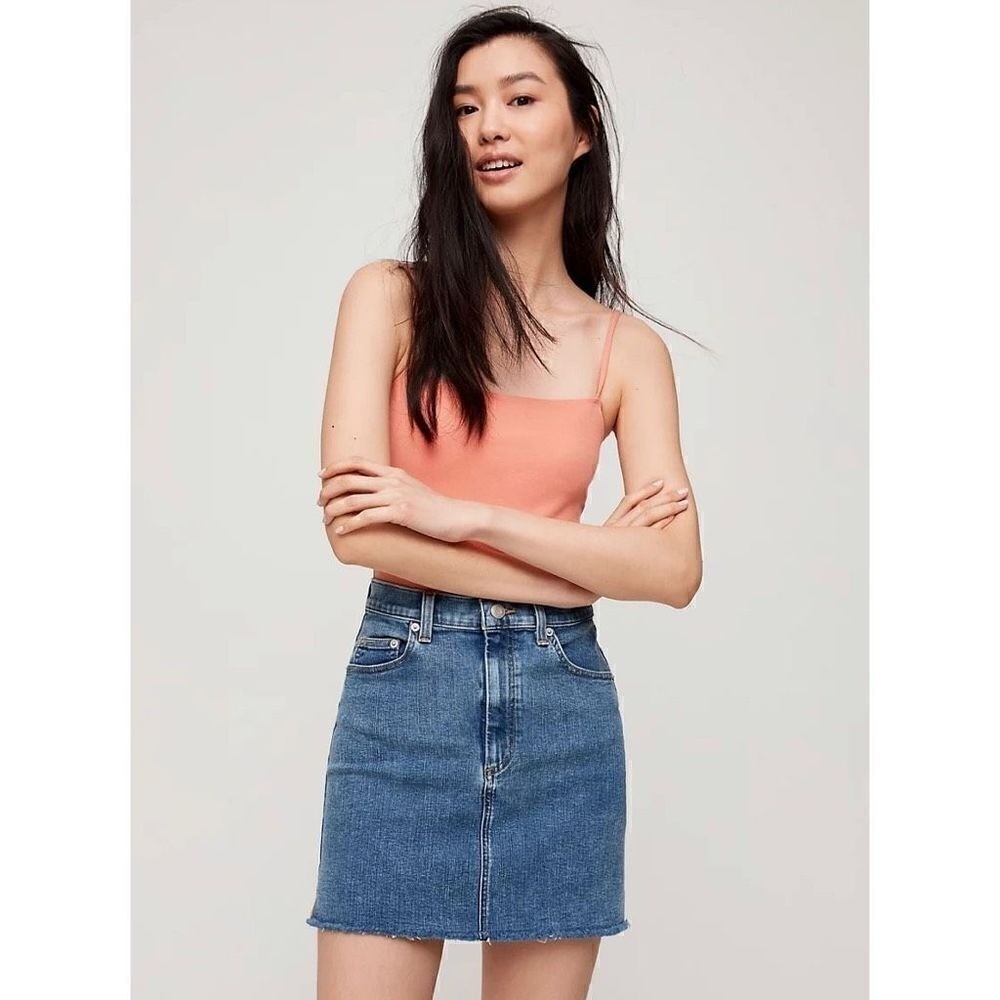 Wilfred Free Aritzia Denim Mini Skirt High Waisted Raw Hem Blue Size 4